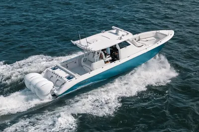 2022 Everglades 395cc