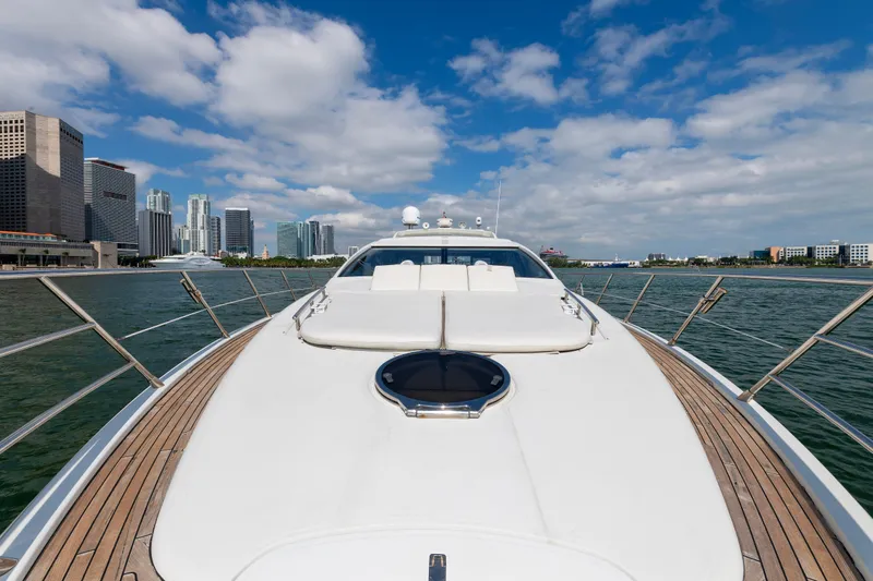 Warren Kelly Yacht Photos Pics 