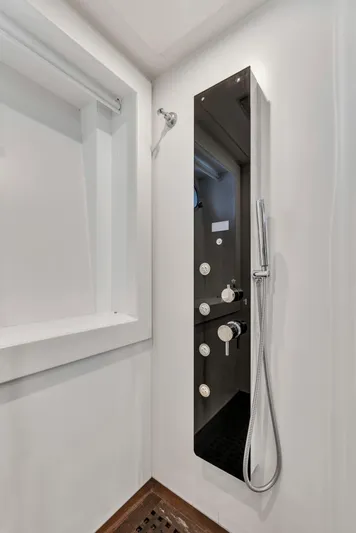 Warren Kelly Yacht Photos Pics 