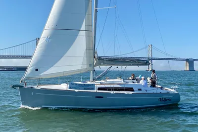 Beneteau 37