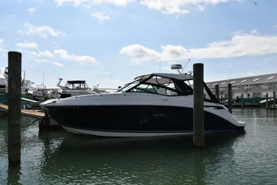 Sea Ray 320 Sundancer