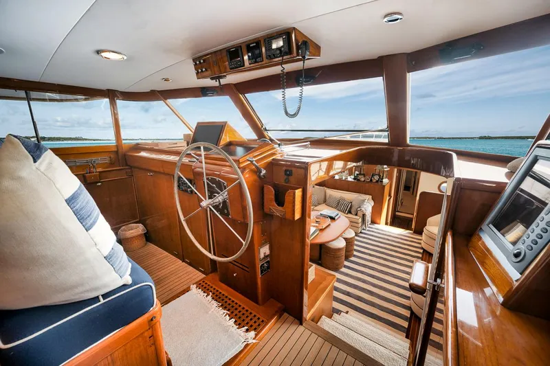 Shark Yacht Photos Pics Wheelhouse