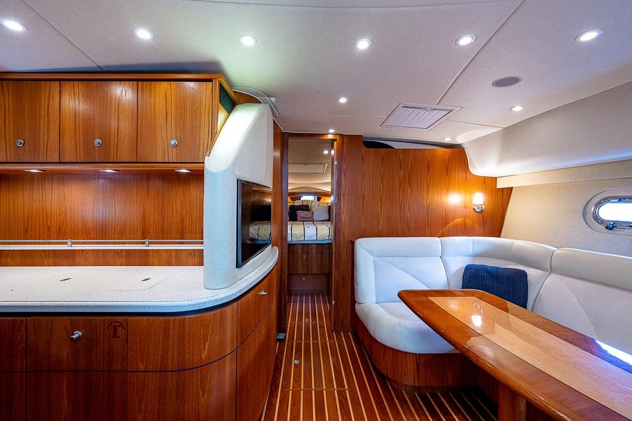 2007 Tiara Yachts 4300 Sovran