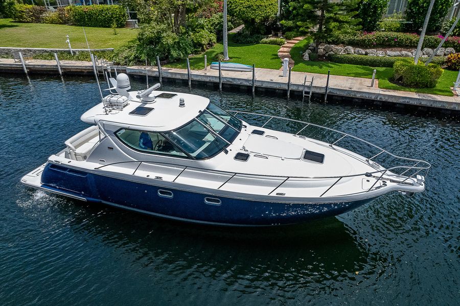 2007 Tiara Yachts 4300 Sovran