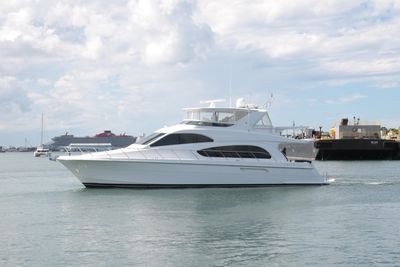 Yacht