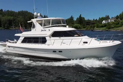 Hampton 558 Pilothouse