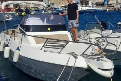 2011 Capelli CAP 28 WA