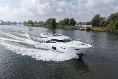 2015 Princess 56