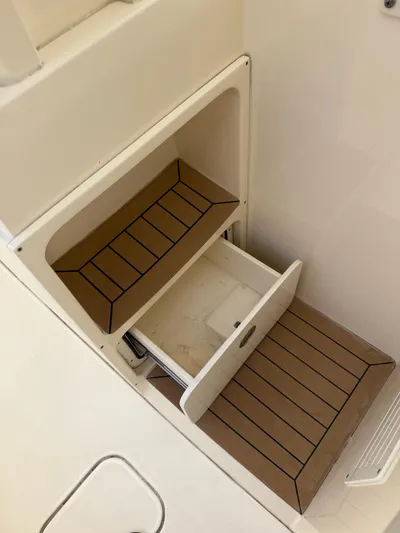 Reel Patience Yacht Photos Pics 