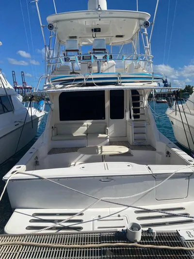 Aleola II Yacht Photos Pics 