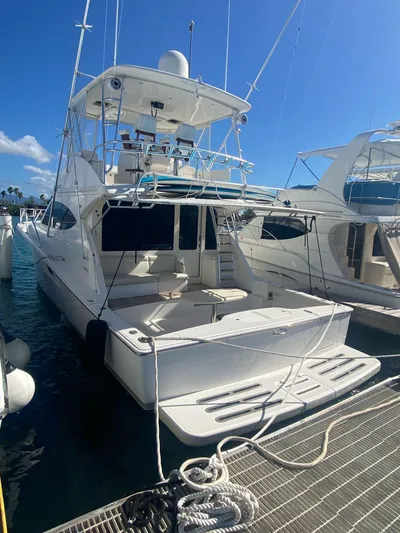 Aleola II Yacht Photos Pics 