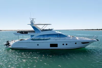 Azimut 66 FLY