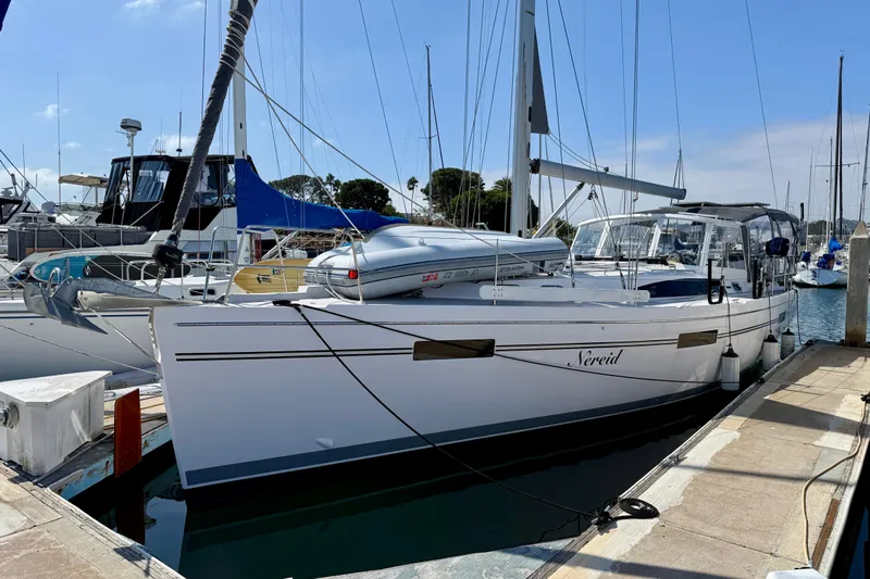 Nereid Yacht Photos Pics 2020 Catalina 425 sailboat docked at marina, featuring sleek design and modern amenities.