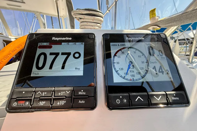 Nereid Yacht Photos Pics Raymarine navigation displays on a 2020 Catalina 425 sailboat, showing heading and wind speed.
