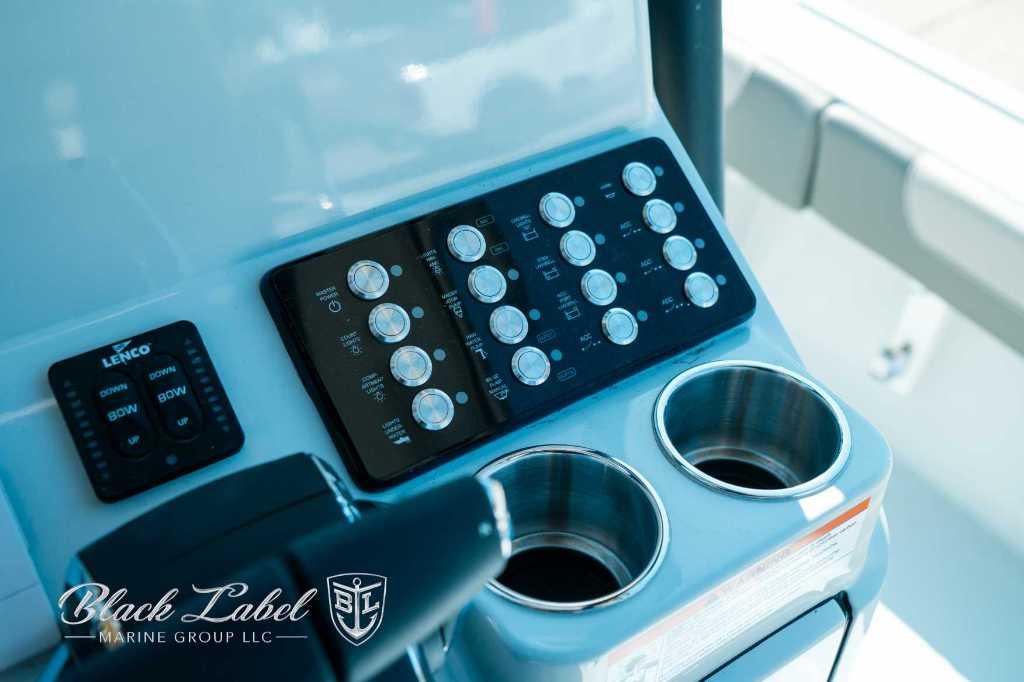 2025 Caymas 281 HB Bay for sale - YachtWorld 2025 Caymas 281 HB Bay for sale - YachtWorld