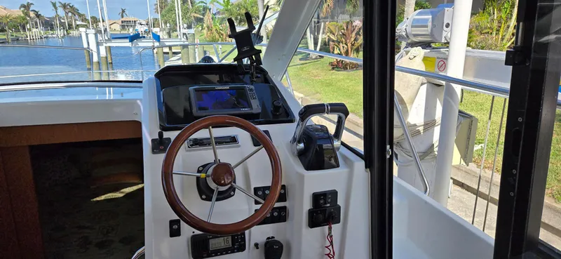 Lickity Split Yacht Photos Pics 