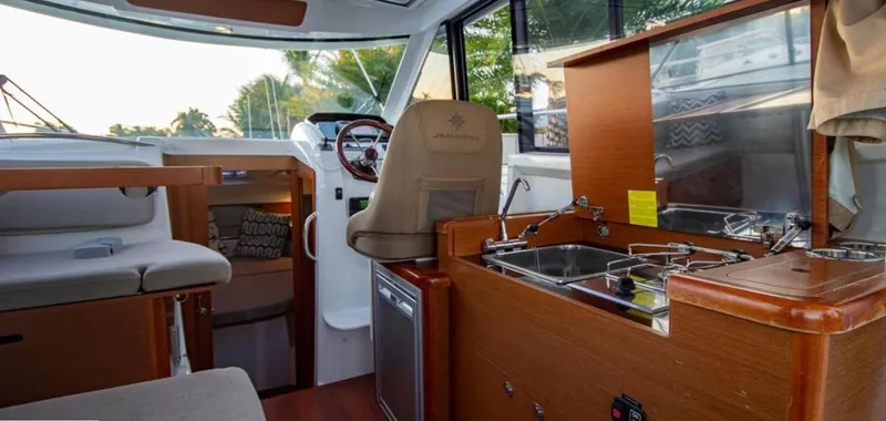 Lickity Split Yacht Photos Pics 