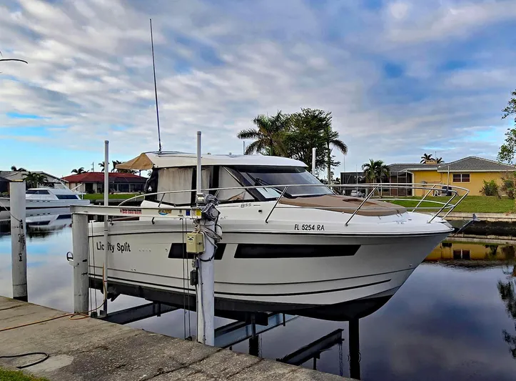 Lickity Split Yacht Photos Pics 