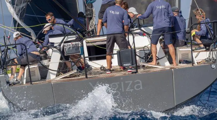 Yagiza Yacht Photos Pics 