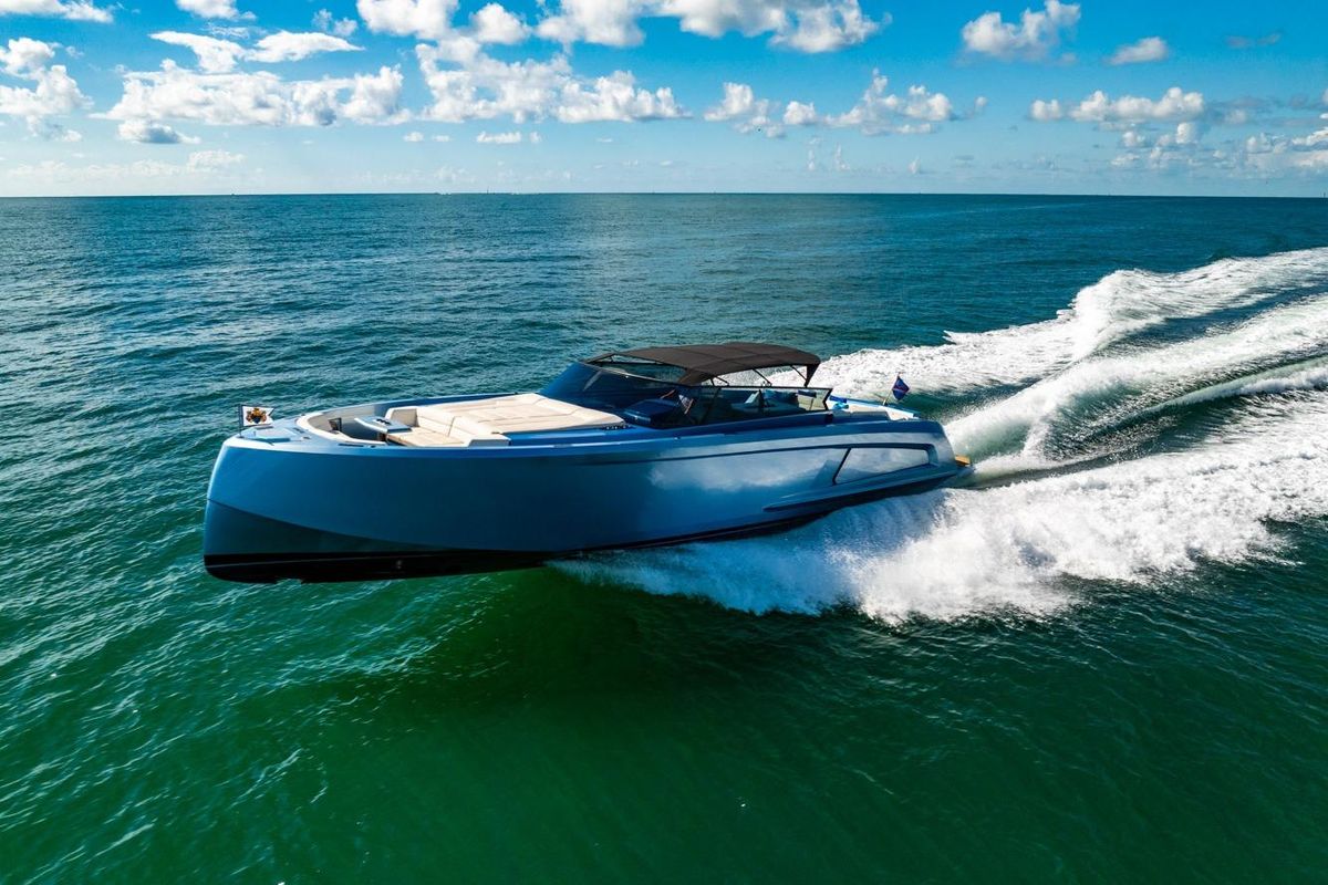 2019 Vanquish Yachts 58 