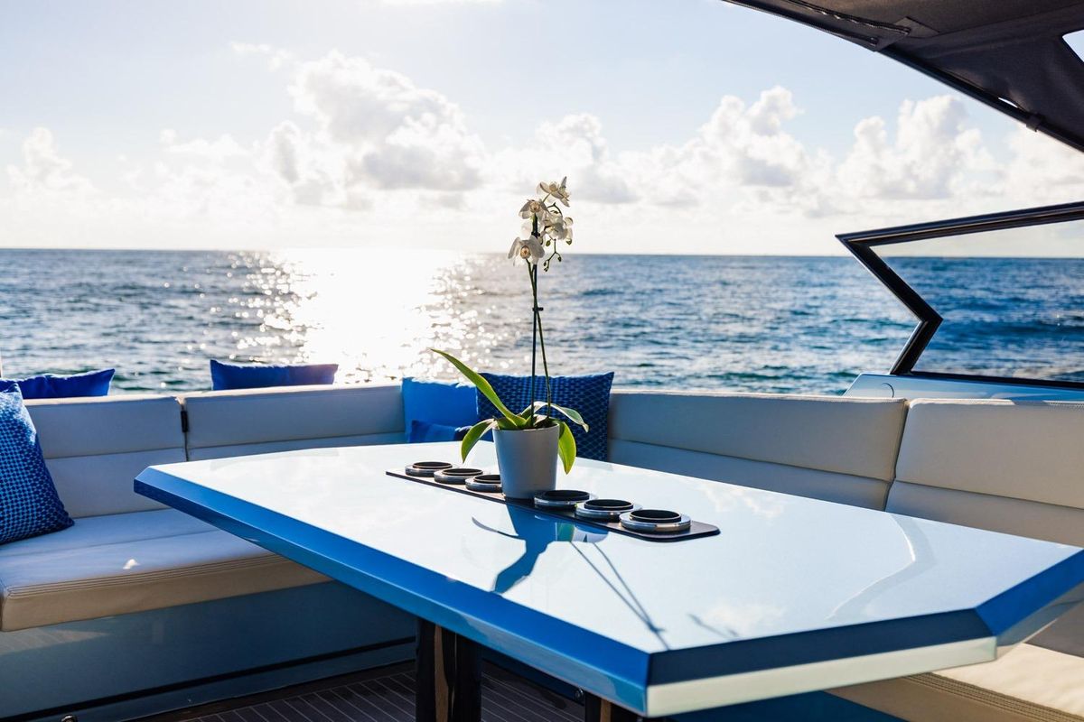 2019 Vanquish Yachts 58 
