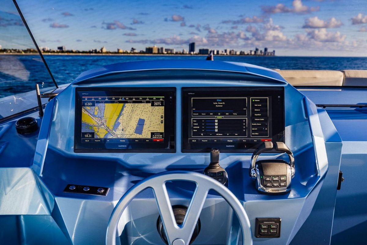2019 Vanquish Yachts 58 