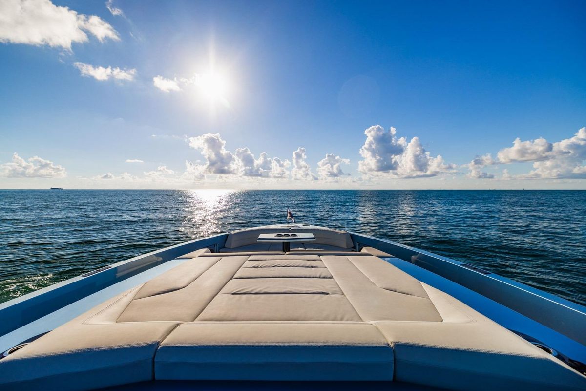 2019 Vanquish Yachts 58 