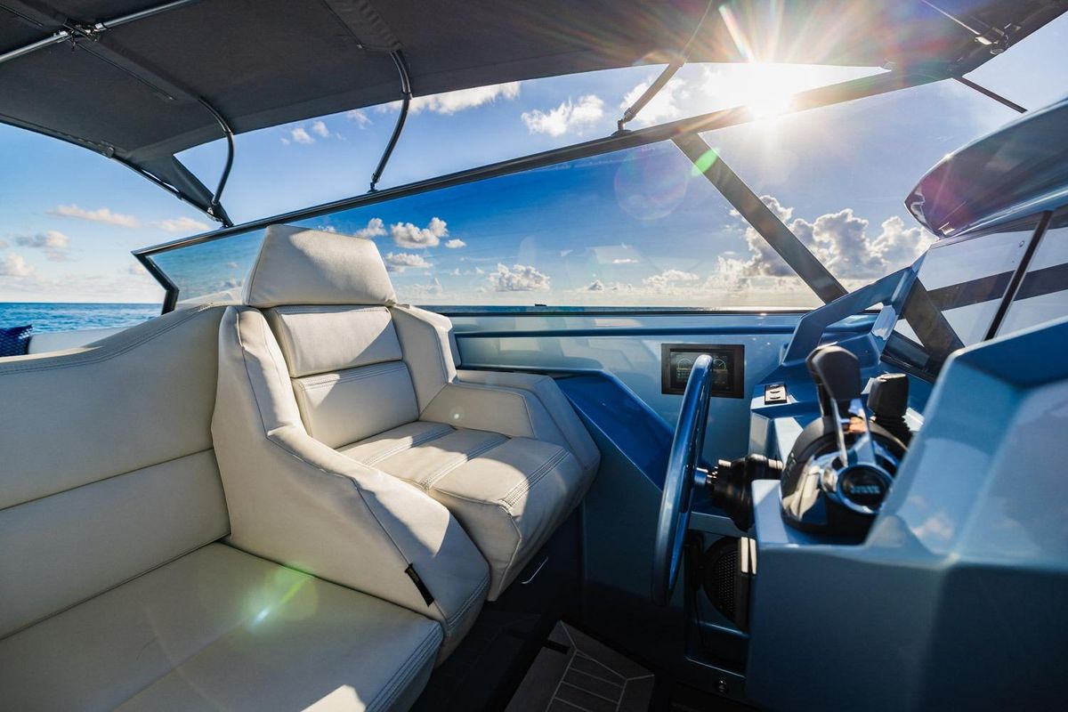 2019 Vanquish Yachts 58 