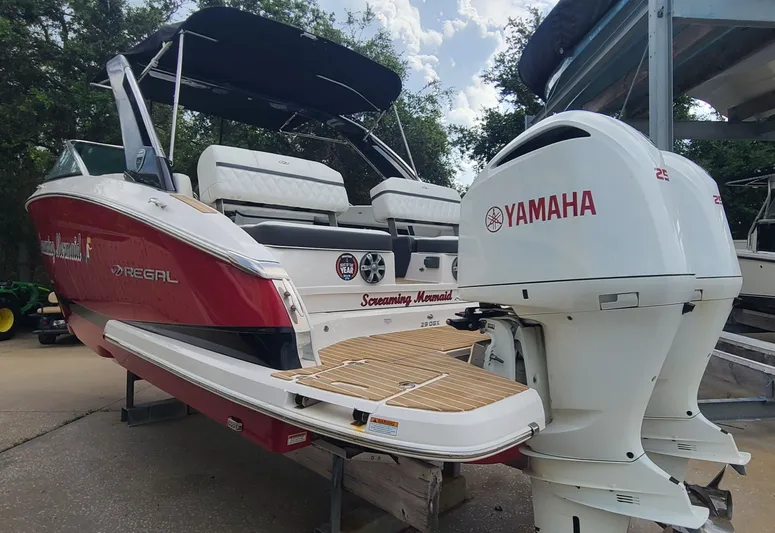  Yacht Photos Pics 2018 REGAL 29 OBX - Image 6