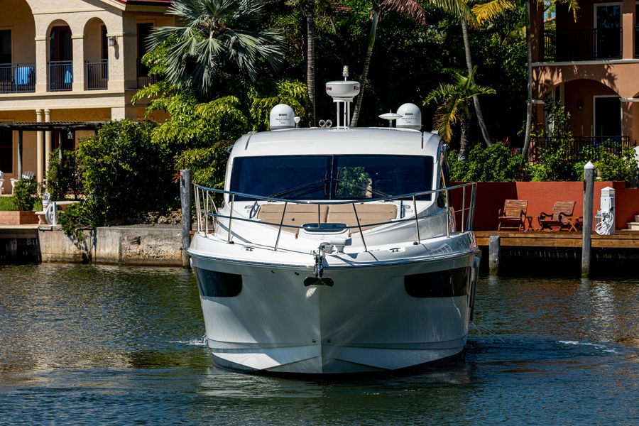 2016 Sea Ray 400 Sundancer