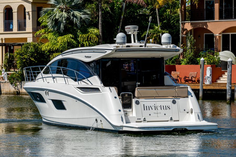 2016 Sea Ray 400 Sundancer