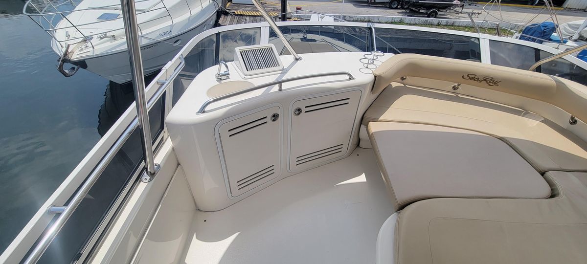 2004 Sea Ray 48 