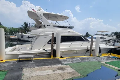 Sea Ray 480 Sedan Bridge