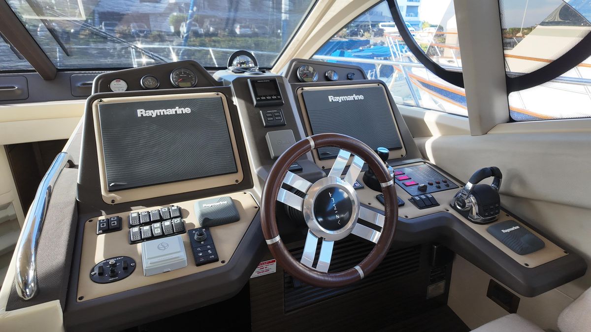2015 Azimut 54 