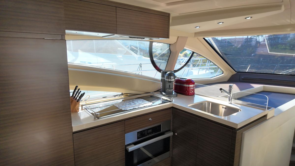 2015 Azimut 54 