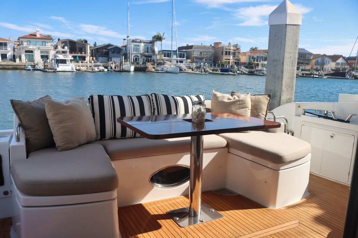 2015 Azimut 54 