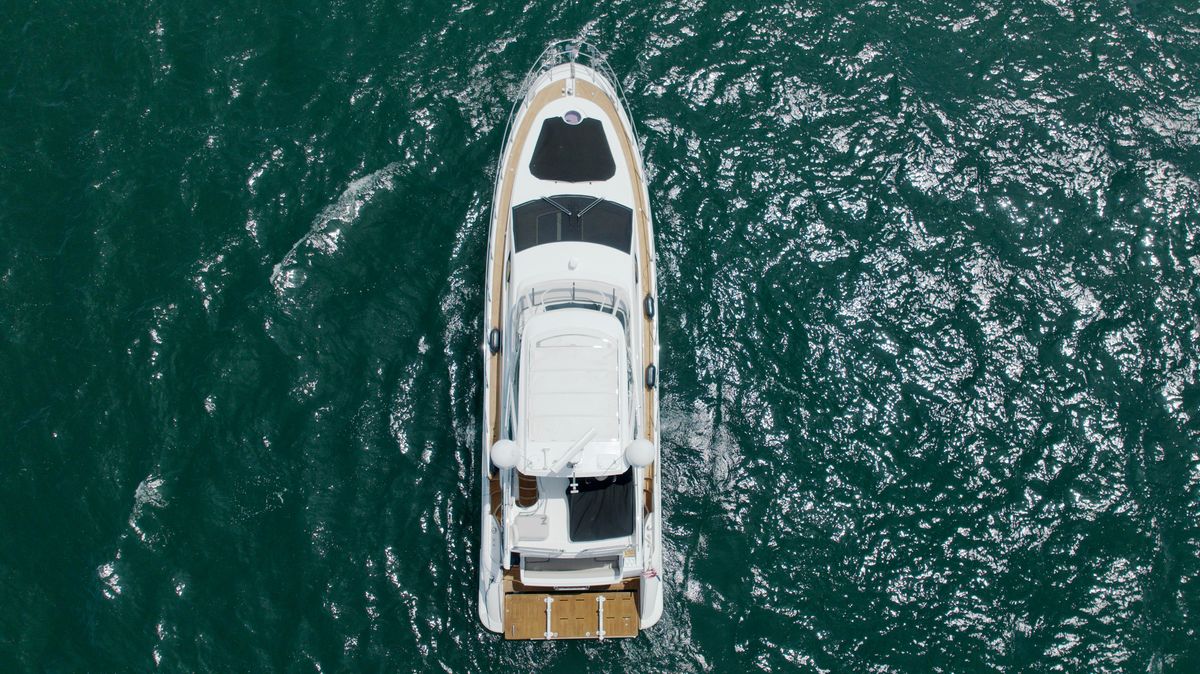 2015 Azimut 54 