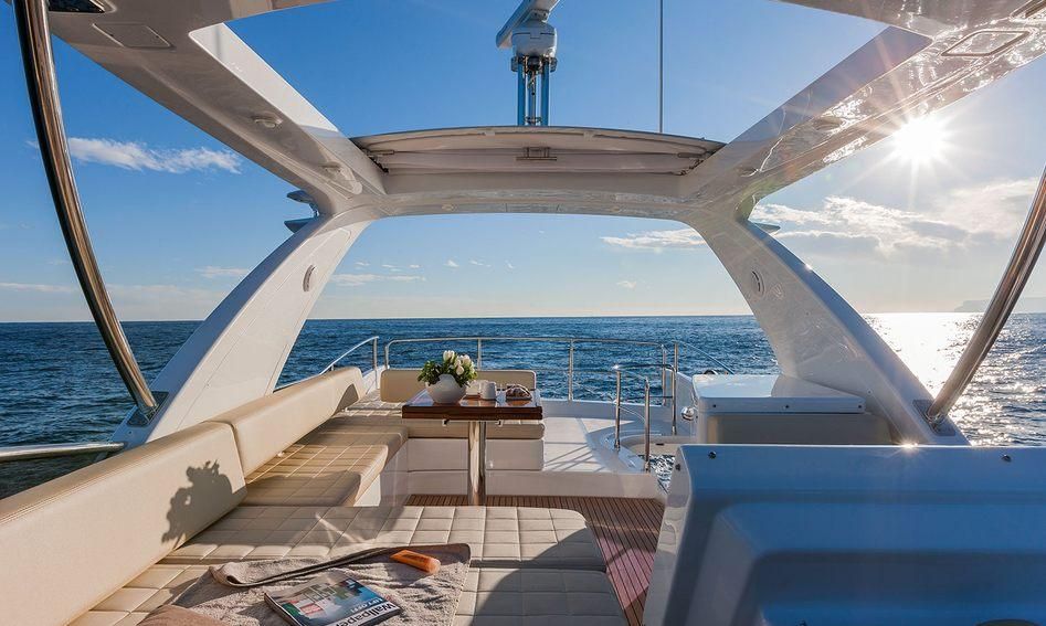 2015 Azimut 54 