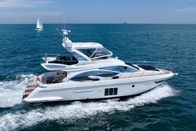 Azimut 54 Fly