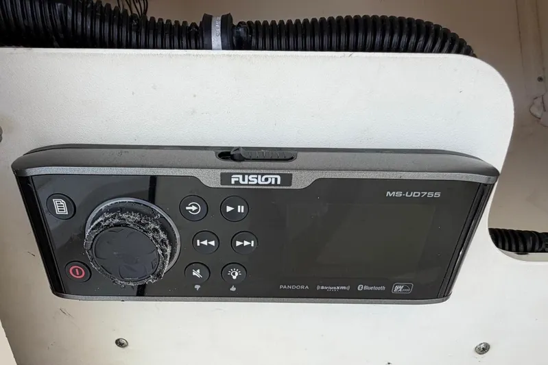  Yacht Photos Pics Fusion MS-UD755 stereo system on 1999 Tiara Yachts 4100 Open.