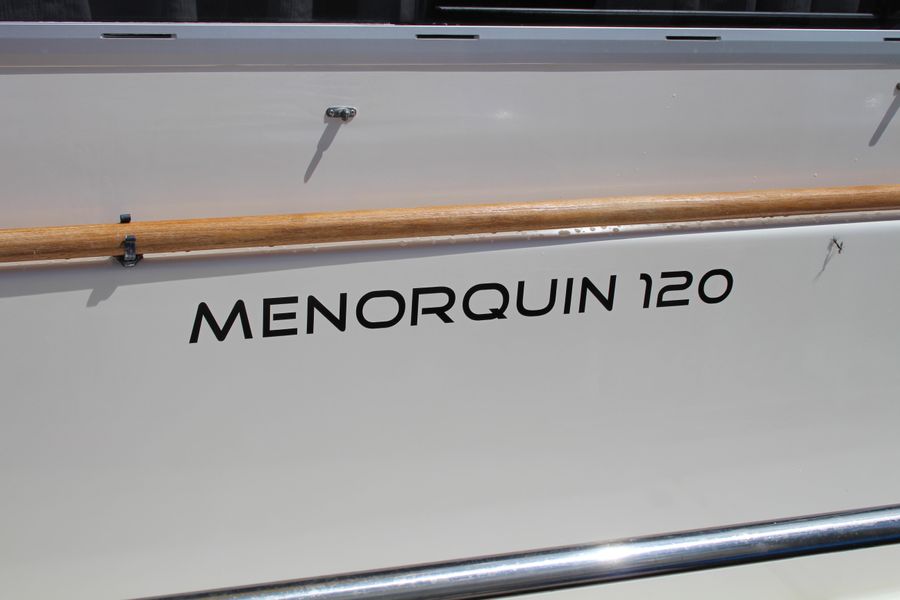 2003 Menorquin 120