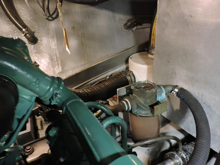 Bransun Yacht Photos Pics Sea Strainer