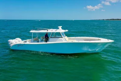 Yellowfin 42 Center Console