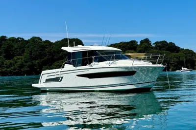 2018 Jeanneau Merry Fisher 895