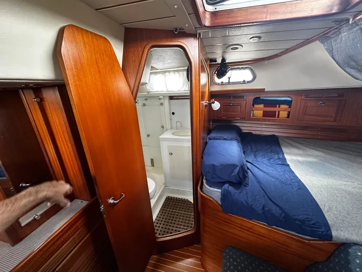 Wind River Yacht Photos Pics 