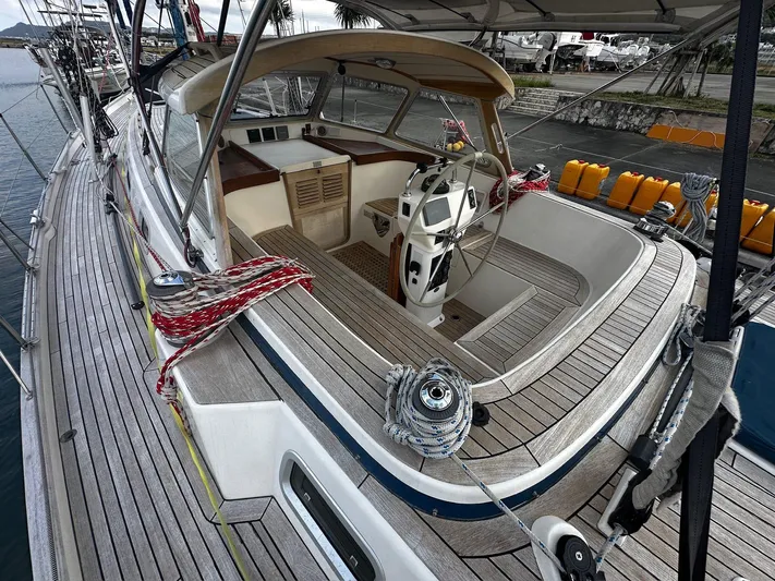 Wind River Yacht Photos Pics 