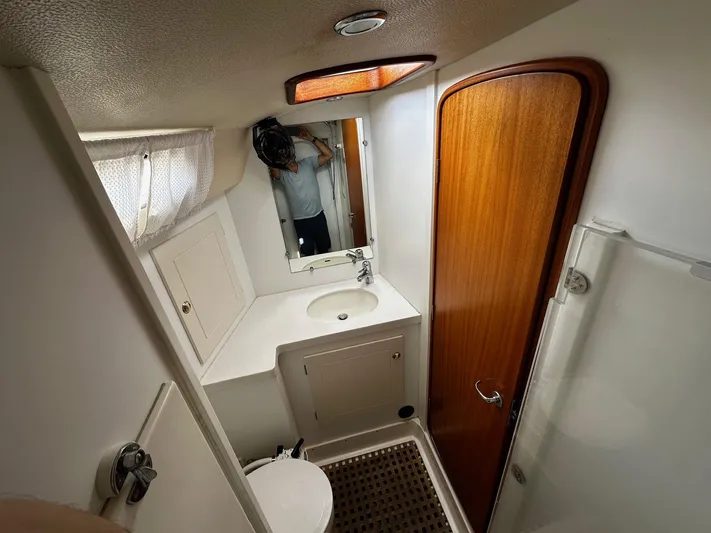 Wind River Yacht Photos Pics 