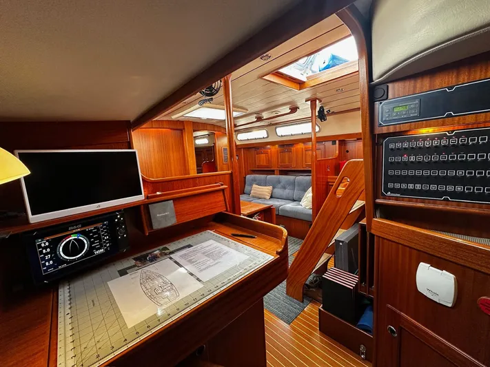 Wind River Yacht Photos Pics 