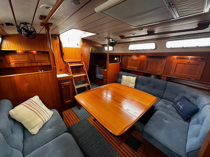 Wind River Yacht Photos Pics 