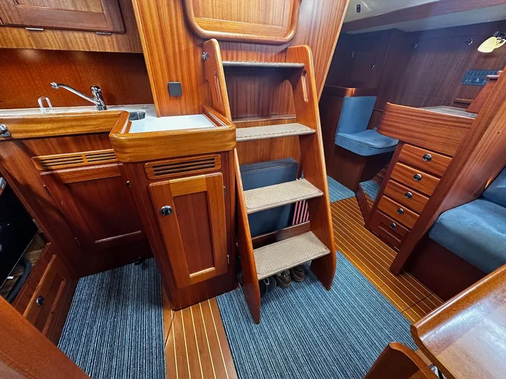 Wind River Yacht Photos Pics 